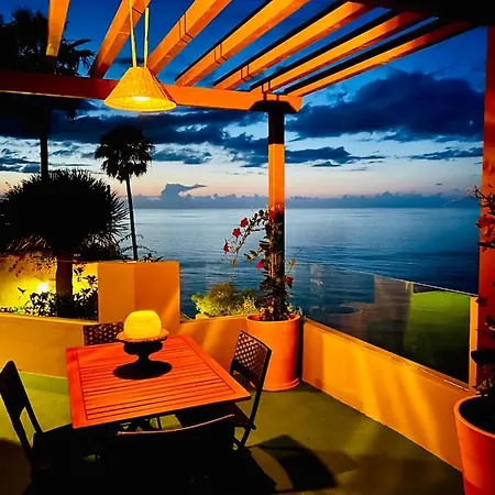 Villa Con Piscina Climatizada Y Vistas Al Mar *