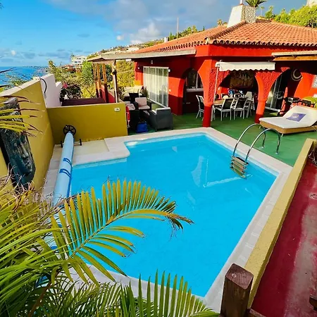 Con Piscina Climatizada Y Vistas Al Mar Villa *