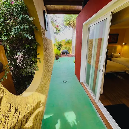 Villa Con Piscina Climatizada Y Vistas Al Mar
